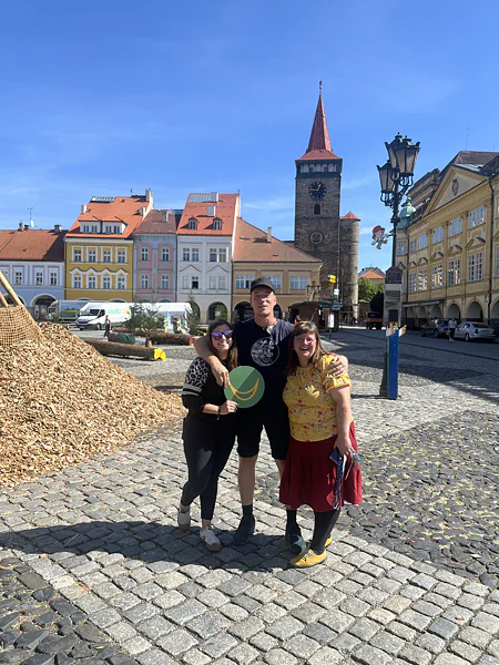 Spoločná fotografia s logom Ambitent na festivale Jičín – město pohádky.
